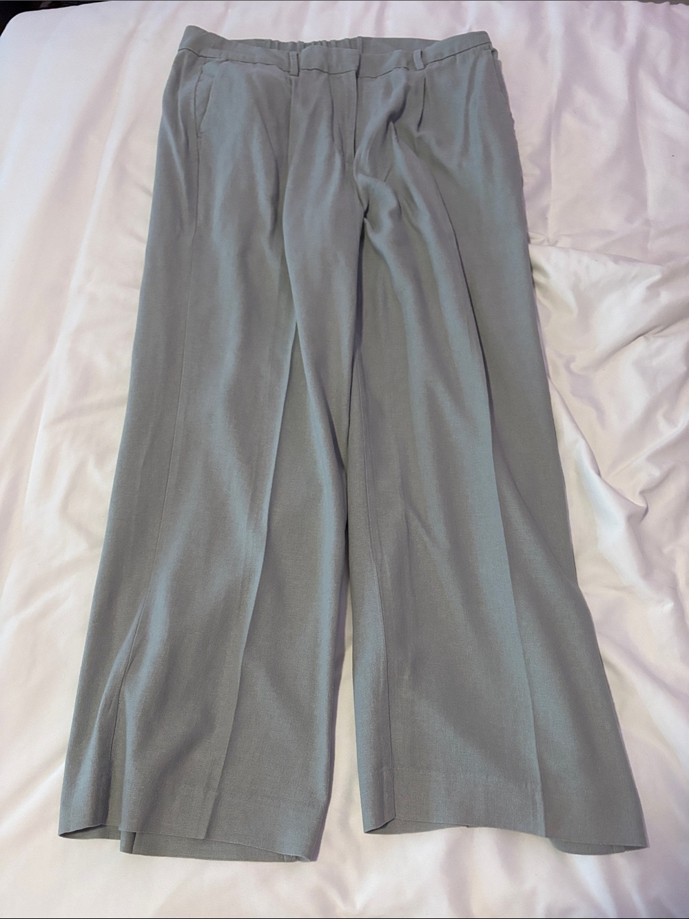 Old Navy Women's Wide-Leg Dress Pants in Light Gray